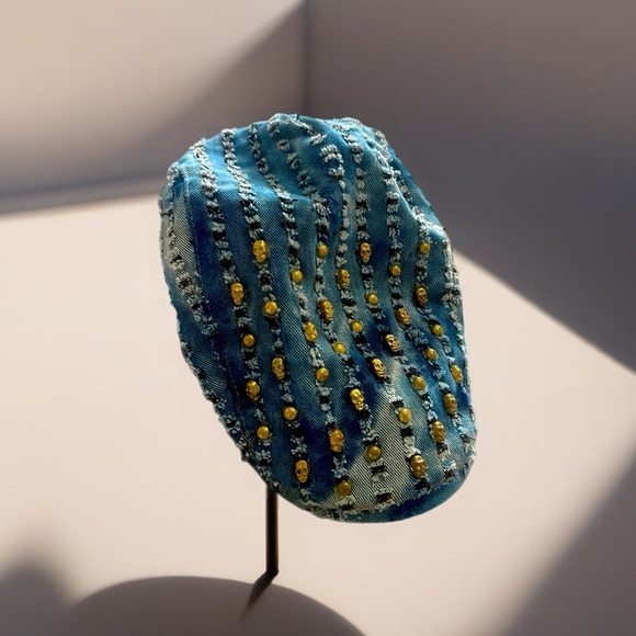 Cool hat 🧢 - Picture 1 of 4